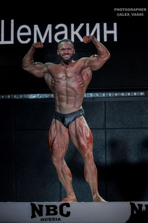 CLASSIC PHYSIQUE